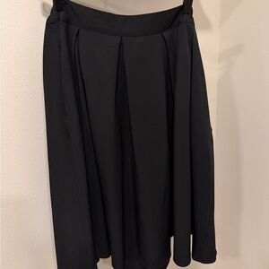 Elegant Black Women's Skirt with Pockets